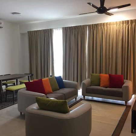 Afiniti Muslim Medini Condo Nusajaya  Extérieur photo